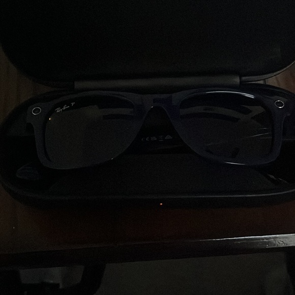Ray-Ban Wayfarer Sunglasses (Brand New Read Desc) - Picture 12 of 12